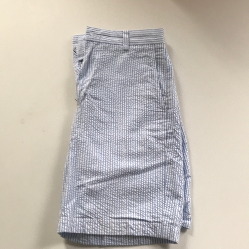 Vineyard Vines shorts